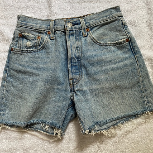 Levi’s 501 jean short size 26 - Picture 3 of 5